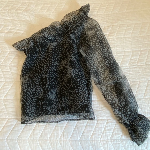 H&M One Shoulder Ruffled Top | Size S - Picture 2 of 3